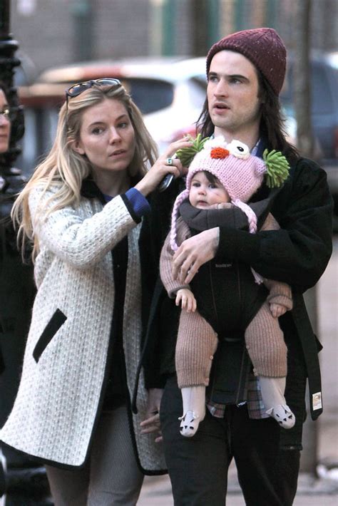 tom sturridge sienna miller daughter
